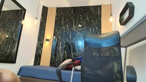 VALERIO  online show from March 18, 5:54 am