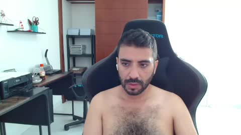 Roberto Carlos online show from April 27, 9:42 pm