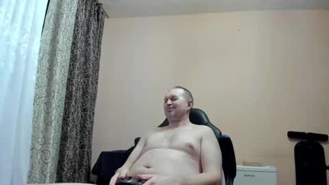 vano_822 online show from April 16, 8:09 pm