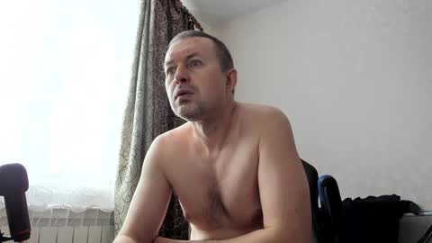 vano_822 online show from February 8, 9:35 am