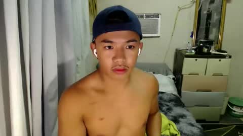 vanxxx2005 online show from April 21, 2:01 pm