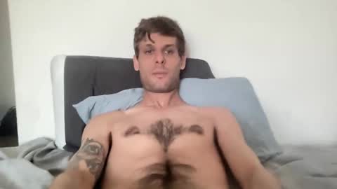 Joeyyy online show from April 17, 12:35 am