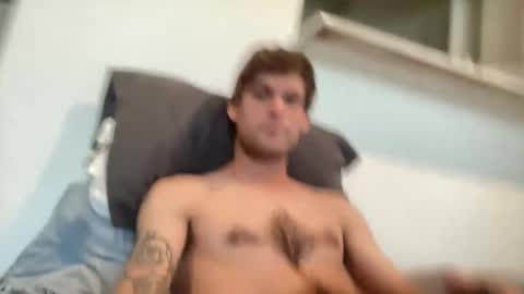 Joeyyy online show from May 17, 12:41 am