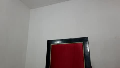 velk_hot1 online show from March 8, 7:18 pm