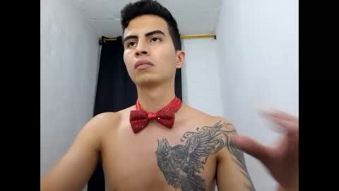 velk_hot1 online show from January 21, 12:15 am