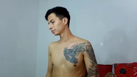 velk_hot1 online show from March 10, 9:18 pm