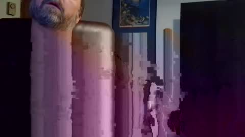 Snapshot of vermontguy76 chatting on February 24, 1:46 am vermontguy76 online show from February 24, 1:46 am