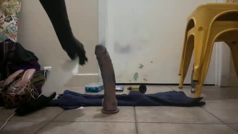 Hmartinez365 online show from September 15, 1:52 am