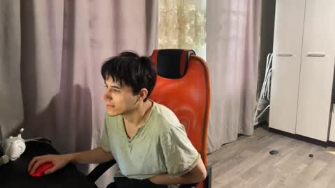 vialeras online show from February 13, 3:02 am