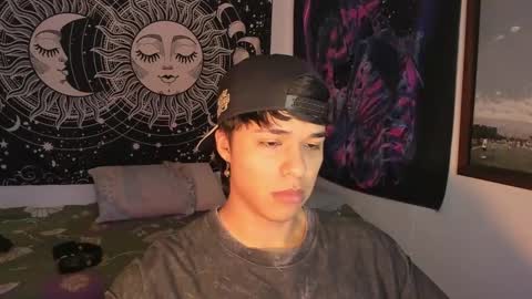 Victorino Jhonson online show from February 5, 5:32 pm