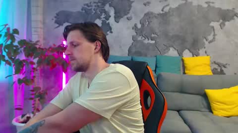 vikingchrisss online show from April 2, 10:12 am