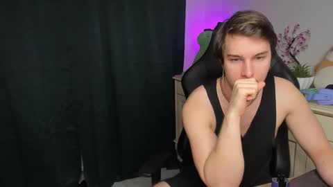 Vincent Strong online show from November 5, 9:22 am