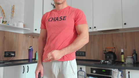 Snapshot of vincent_o chatting on December 21, 8:39 am Vincent. uncut 18cm online show from December 21, 8:39 am