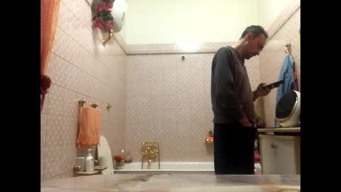 Zenith online show from November 10, 11:53 pm