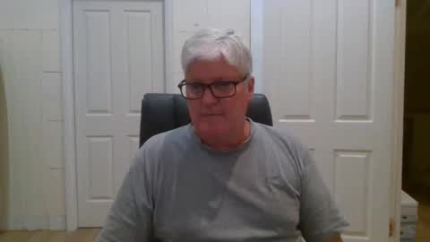 viper654321 online show from April 17, 8:06 am