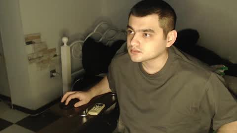 Snapshot of virgil____ chatting on February 27, 1:57 am virgil____ online show from February 27, 1:57 am