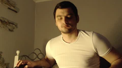 Snapshot of virgil____ chatting on January 2, 2:00 am virgil____ online show from January 2, 2:00 am