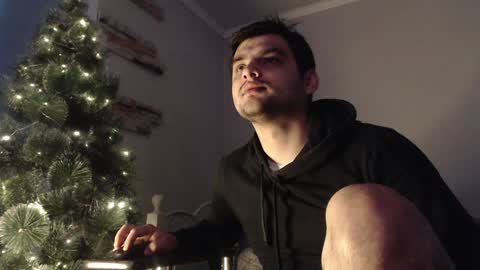 Snapshot of virgil____ chatting on December 15, 5:34 am virgil____ online show from December 15, 5:34 am