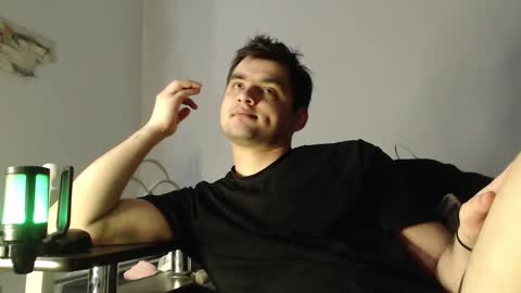 Snapshot of virgil____ chatting on February 9, 5:22 pm virgil____ online show from February 9, 5:22 pm