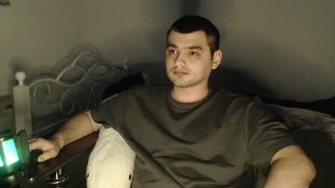 Snapshot of virgil____ chatting on March 1, 4:11 pm virgil____ online show from March 1, 4:11 pm
