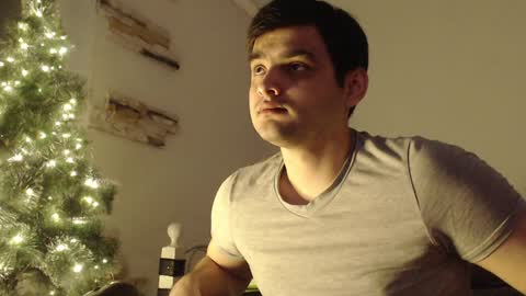 Snapshot of virgil____ chatting on December 20, 9:50 pm virgil____ online show from December 20, 9:50 pm
