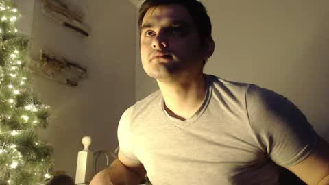 Snapshot of virgil____ chatting on December 25, 2:45 pm virgil____ online show from December 25, 2:45 pm