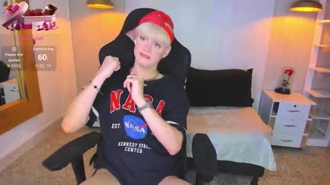 Vlad  online show from February 23, 2:19 pm