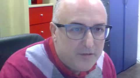 volpi72 online show from November 12, 11:49 am