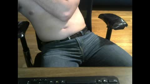 Snapshot of voterki796 chatting on January 18, 11:22 pm voterki796 online show from January 18, 11:22 pm