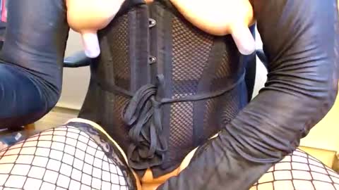 vtcd online show from December 18, 8:05 pm