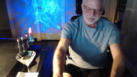 wasted_daze_ online show from January 17, 11:17 pm