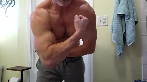 waynekent80 online show from January 7, 8:14 pm