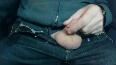 wellandwelland online show from March 4, 2:57 pm