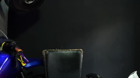 wesley_77 online show from April 3, 5:21 pm