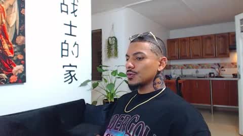 Wesley Rogger online show from March 29, 12:33 am