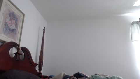 wetboybooty online show from December 15, 5:10 pm