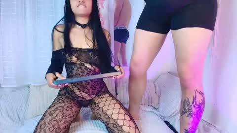 Wilches White online show from April 1, 3:52 am