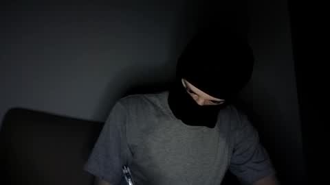 whispero_o online show from December 13, 11:22 pm