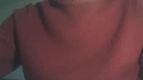 Snapshot of whiteduke81 chatting on March 9, 12:31 am Whiteduke online show from March 9, 12:31 am