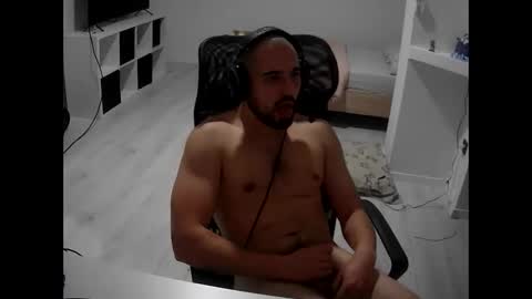 whiterock2000 online show from January 18, 9:39 pm