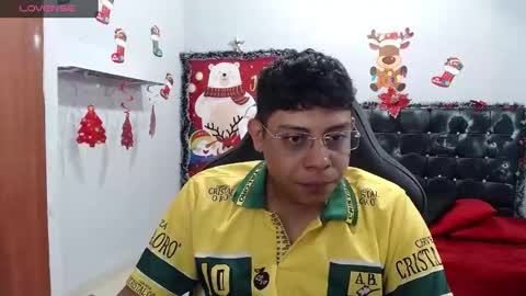 Snapshot of wiilliam_20 chatting on January 27, 11:32 am wiilliam online show from January 27, 11:32 am