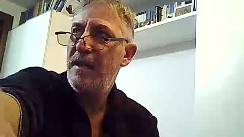 Willfire71 online show from December 5, 6:43 am