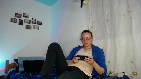 willmonkey online show from February 19, 3:25 am