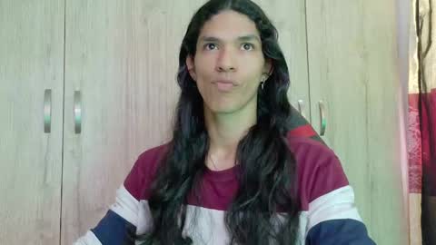 willy_veins online show from April 15, 5:13 pm