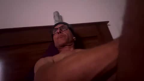 wiludoit online show from April 5, 11:23 pm