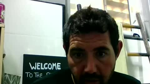 Snapshot of windowpane5 chatting on October 26, 10:50 am windowpane online show from October 26, 10:50 am