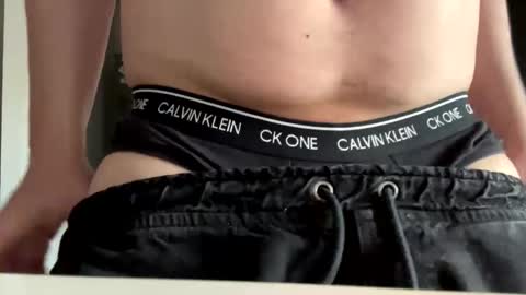 Winniethephoota online show from April 16, 10:34 pm