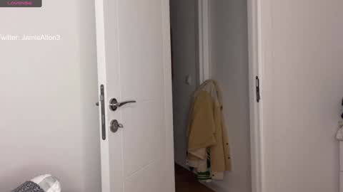 Wlademar online show from December 18, 6:14 pm