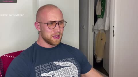 Wlademar online show from December 25, 5:05 pm