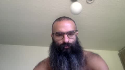 woof_wolf37 online show from March 6, 5:10 pm